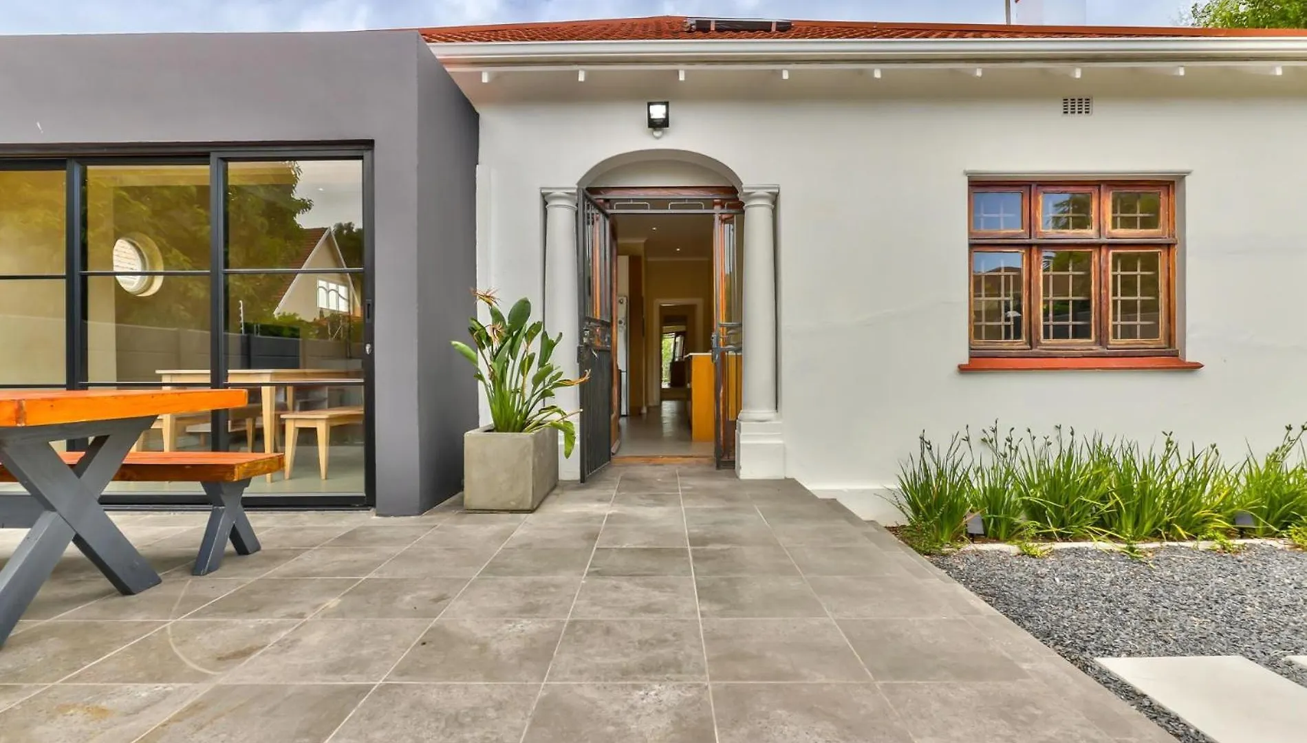 Spacious 6 Bedroom House In Charming Mowbray Cape Town Villa