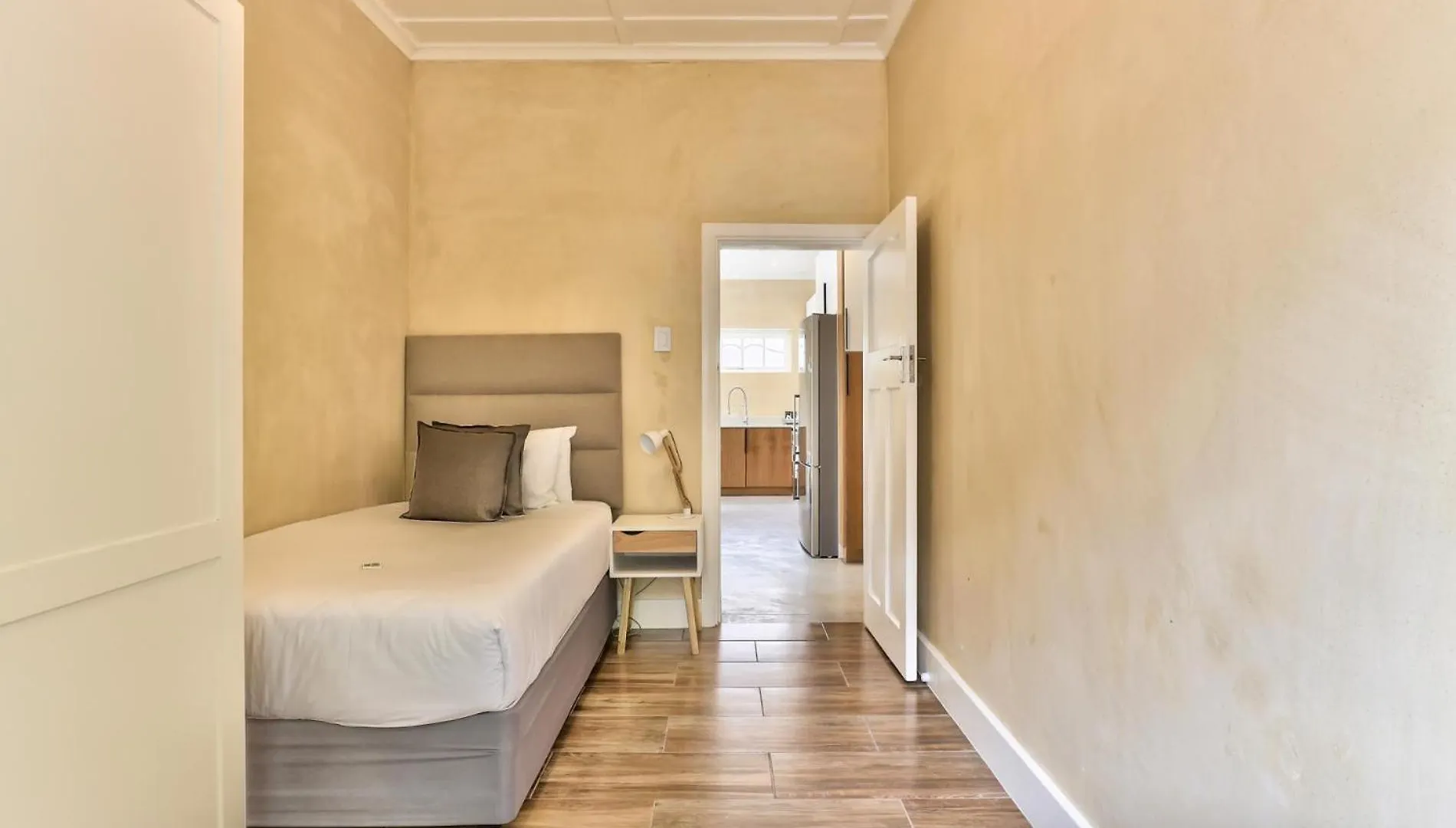 Spacious 6 Bedroom House In Charming Mowbray Cape Town Villa